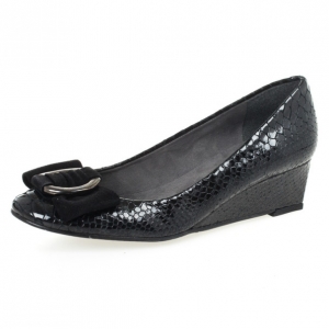 Stuart Weitzman Black Python Embossed Caring Wedges Size 36.5