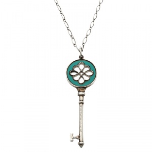 Pre Owned Tiffany & Co. Knot Key Enamel Silver Pendant Oval Chain Link Necklace 