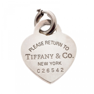 Pre Owned Tiffany & Co. Return To Tiffany Heart Tag Silver Charm Pendant