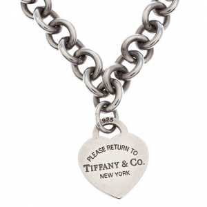 Pre Owned Tiffany & Co. Return to Tiffany Heart Tag Silver Chain Link Necklace
