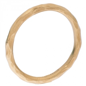 Pre Owned Tiffany & Co. Paloma Picasso Hammered 18K Yellow Gold Band Ring Size 55