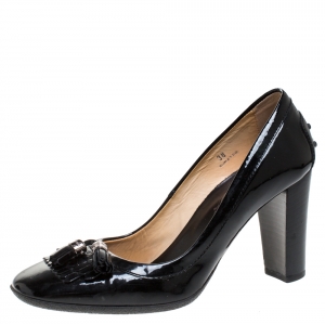 مملوكة مسبقًا Tod's Black Patent Leather Fringe Tassel Pumps Size 38