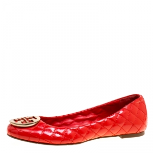 مملوكة مسبقًا حذاء فلات باليه توري برش كوين جلد مبطن أحمر مقاس 40