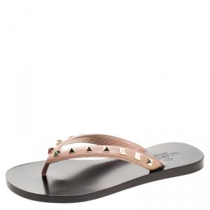 Pre Owned Valentino Beige Leather Rockstud Flat Thong Sandals Size 36