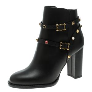 Pre Owned Valentino Black Leather Rolling Rockstud Ankle Boots Size 37