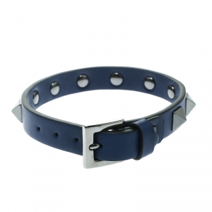 Pre Owned Valentino Rockstud Cobalt Blue Leather Gunmetal Tone Bracelet