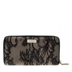 Pre Owned Valentino Beige/Black Lace and Patent Leather Zip Around Wallet