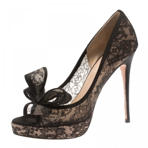 Pre Owned Valentino Black Floral Couture Bow Lace Peep Toe Platform Pumps Size 37.5