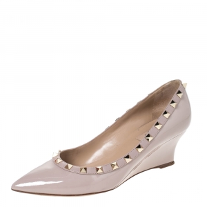 Pre Owned Valentino Poudre Patent Leather Rockstud Pointed Toe Wedge Pumps Size 37.5