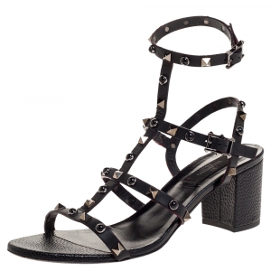 Pre Owned Valentino Black Leather Rolling Rockstud Sandals Size 40