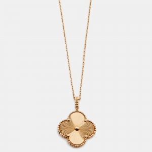 مملوكة مسبقًا Van Cleef & Arpels Magic Alhambra Guilloché 18k Yellow Gold Long Pendant Necklace