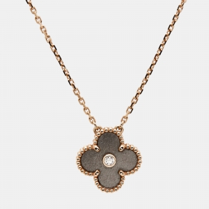 مملوكة مسبقًا Van Cleef & Arpels Vintage Alhambra Obsidian DIamond 18k Rose Gold 2023 Holiday Necklace