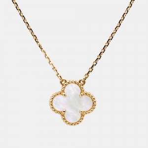 مملوكة مسبقًا Van Cleef & Arpels Vintage Alhambra Mother of Pearl 18k Yellow Gold Pendant Necklace