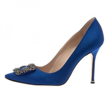 Manolo Blahnik Blue Satin Hangisi Embellished Pumps Size 39.5