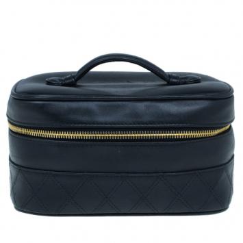 Pre Owned Chanel Black Lambskin Leather Vanity Bag