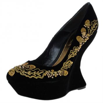 Alexander McQueen Black Velvet Acorn Embroidered Armadillo Wedge Pumps Size 40