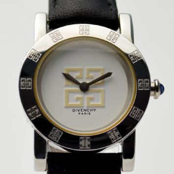 Givenchy Saqqhara SS White Ladies Wristwatch 