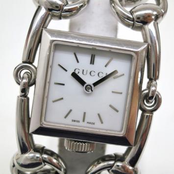 Gucci Signoria Ladies Wristwatch SS White Silver 