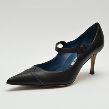 Manolo Blahnik Black Puricelli Pumps Size 38