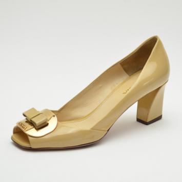 Prada Beige Patent Leather Square Buckle Pumps Size 38