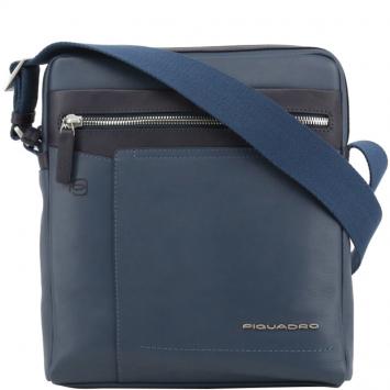 Pre Owned Piquadro Navy Blue Leather Messenger Bag