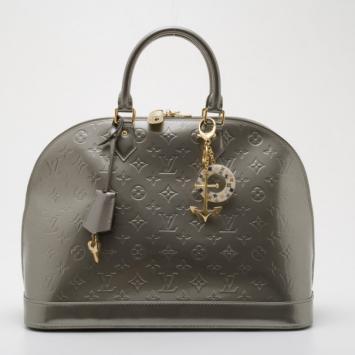 Louis Vuitton Monogram Vernis Alma MM With Charm