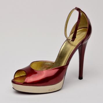 Gucci Red Metallic Platform Sandals Size 37.5