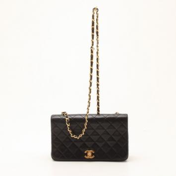 Chanel Black Matrasse Leather Shoulder Flap Bag 