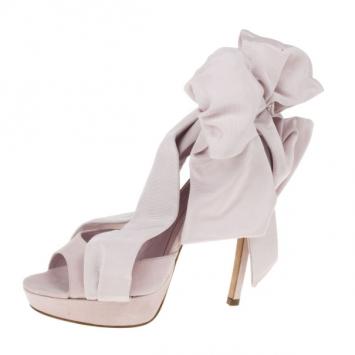 Alexander McQueen Pink Suede Bow Embellished Sandals Size 36
