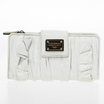 Pre Owned Dolce and Gabbana Ruffled White Lambskin Wallet 