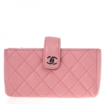 Chanel Pink Quilted Leather Smart Clutch