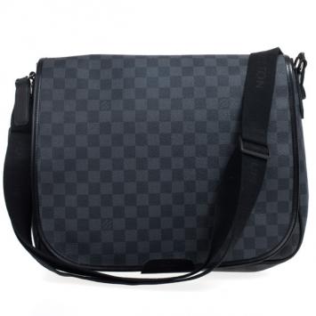 Pre Owned Louis Vuitton Damier Graphite Laptop Renzo Messenger Bag