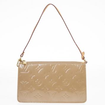 Louis Vuitton Beige Monogram Vernis Lexington Pochette Bag