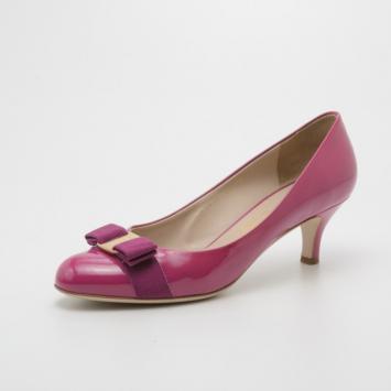 Salvatore Ferragamo Pink Patent Vara Bow Pumps Size 39