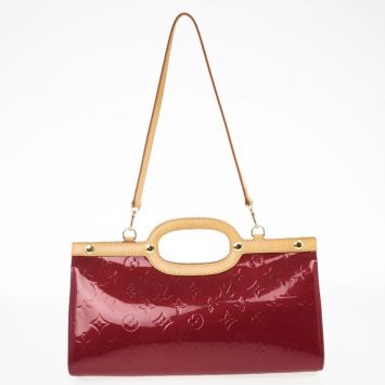 Louis Vuitton Red Monogram Vernis Roxbury Drive Bag