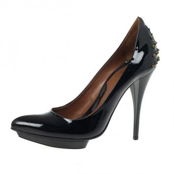 McQ by Alexander McQueen Black Patent Studded Pointed Toe Pumps Size 41