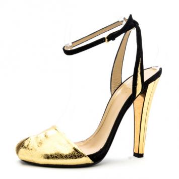 Gucci Gold Delphine Ankle Strap Sandals Size 38.5