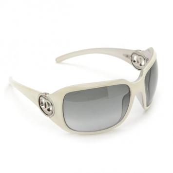 Pre Owned Chanel 6023 White Metal CC Logo Woman Sunglasses