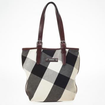 Burberry Mega Nova Small Victoria Tote