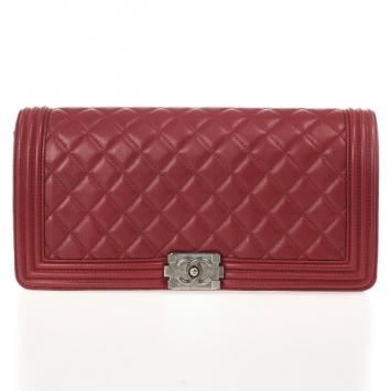 Chanel Boy Flap Clutch Bag