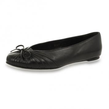 Salvatore Ferragamo Black Recanati Ballet Flats Size 38.5