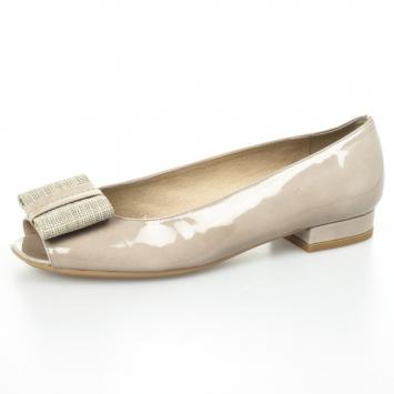 Stuart Weitzman Nude Patent Bowella Flats Size 36.5 