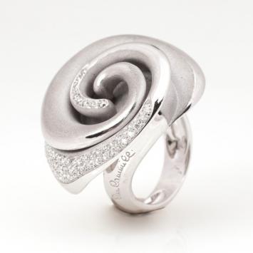 Annamaria Camilli Black Rose Diamond White Gold Ring Size 56