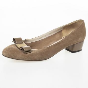 Salvatore Ferragamo Vara Block Heel Pumps Size 39