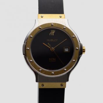 Hublot Black 18 K Rose Gold SS Classic Womens Wristwatch 32 MM