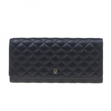 Carolina Herrera Black Quilted Leather Continental Wallet
