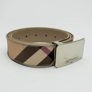 Burberry Barnesfield Classic Haymarket Check Belt Size 40