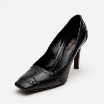 Louis Vuitton Black Leather Brogue Pumps Size 38.5