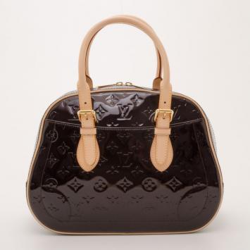 Louis Vuitton Amarante Monogram Vernis Summit Drive Bag