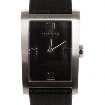 Gucci 8600J SS Leather Womens Wristwatch 24 MM